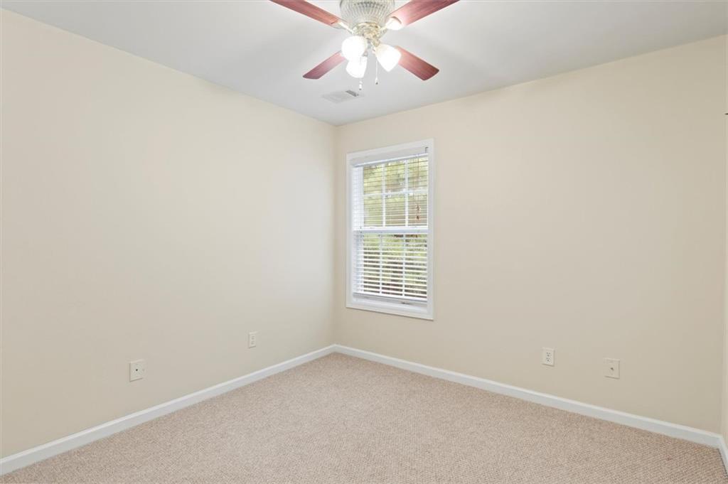 7835297 Property Photo 13