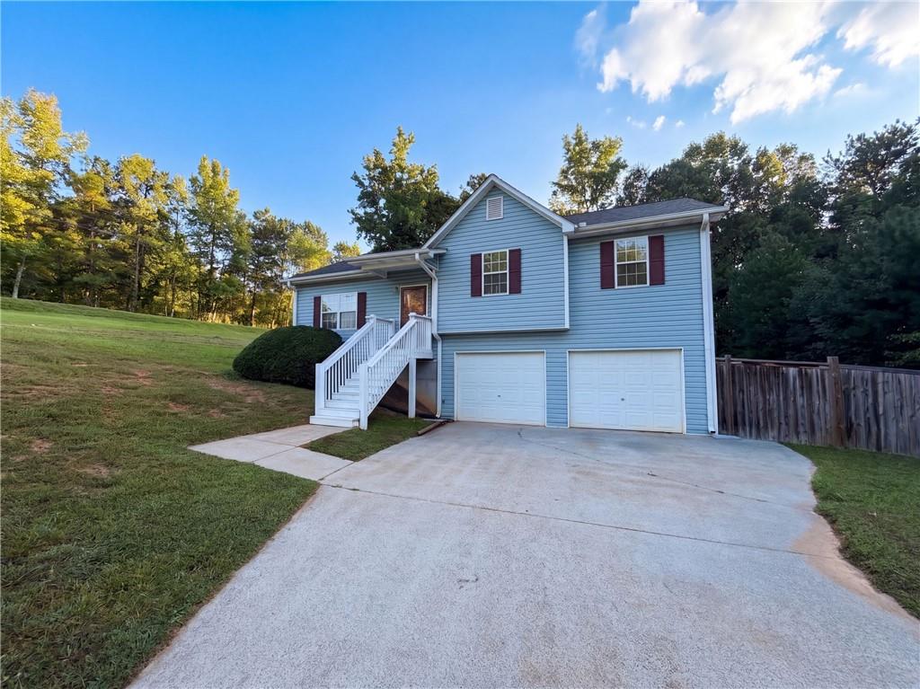 100 Betty Lane Property Photo 1