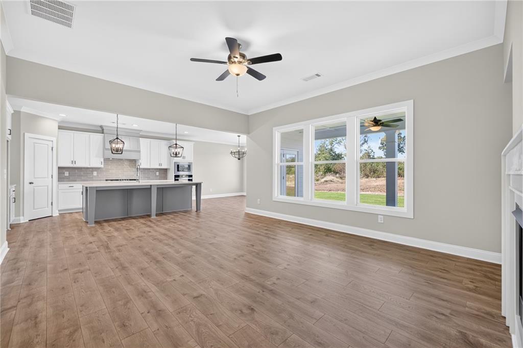 1025 Windy Hill Road Property Photo 11