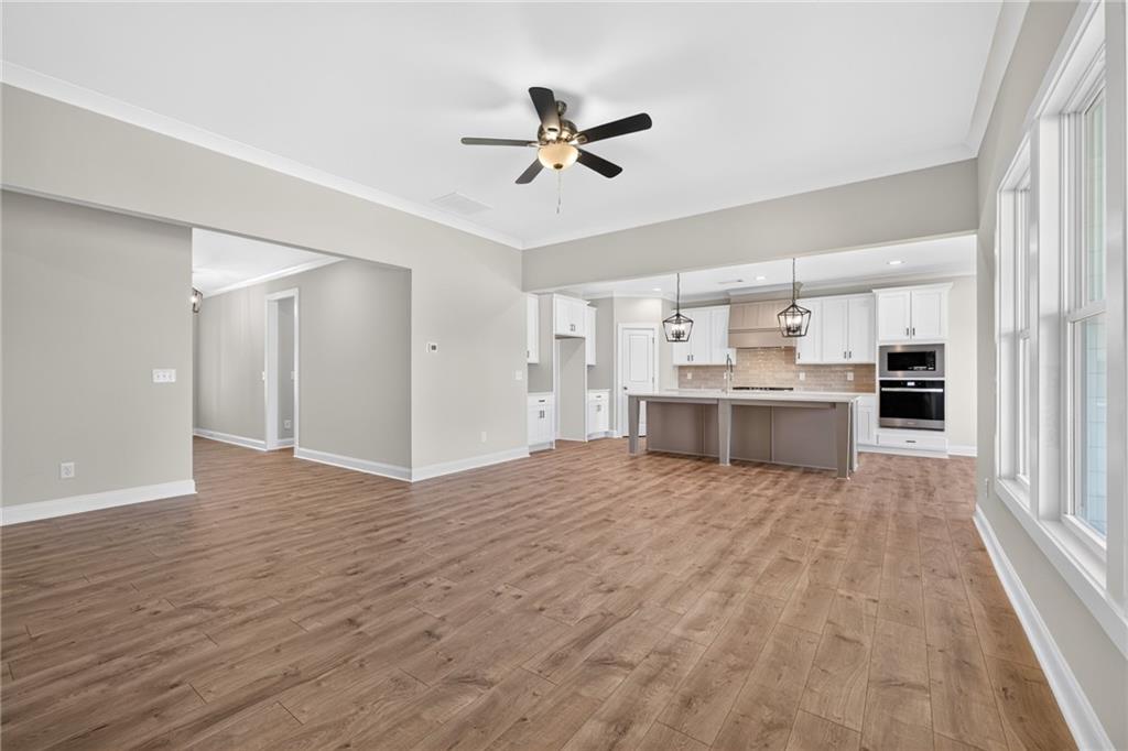 1025 Windy Hill Road Property Photo 12