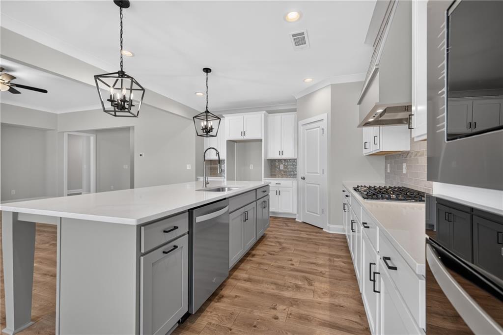 1025 Windy Hill Road Property Photo 18