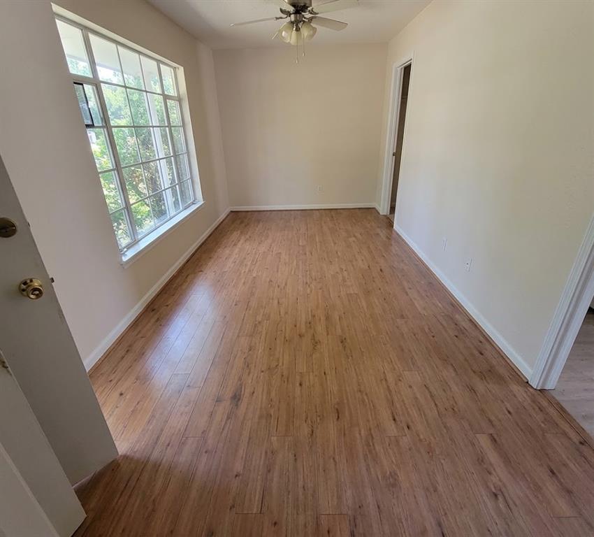606 E Poplar St Property Photo 13