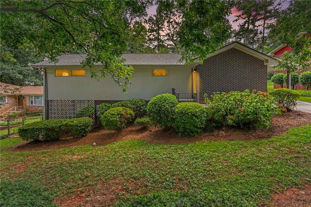 2213 Doris Drive Property Photo 1
