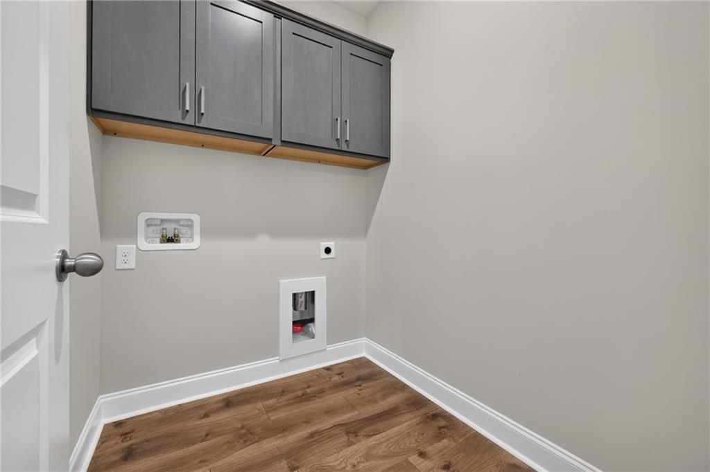 1098 Windy Hill Road Property Photo 13