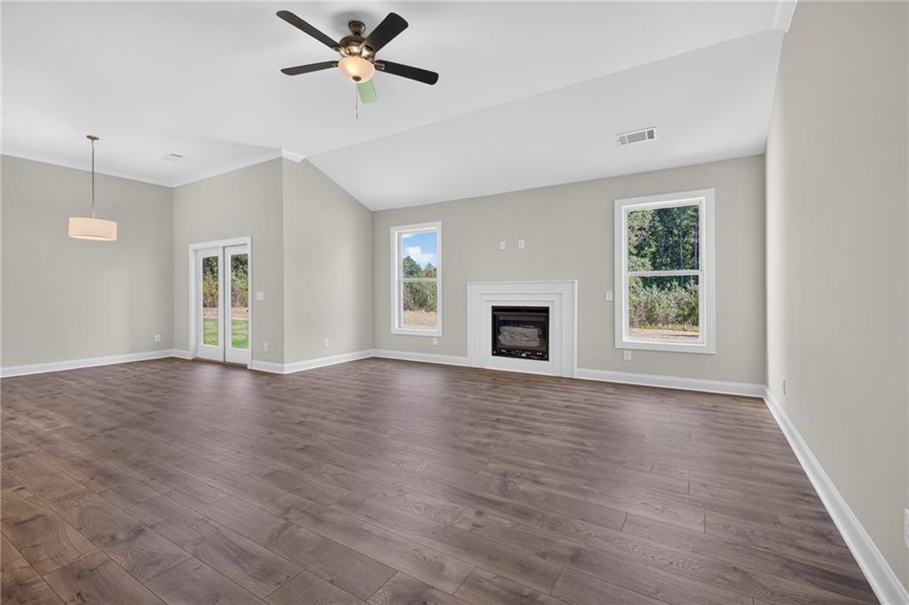 1098 Windy Hill Road Property Photo 16