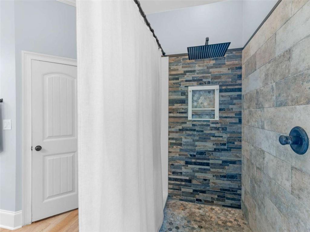 536 River Road Property Photo 7