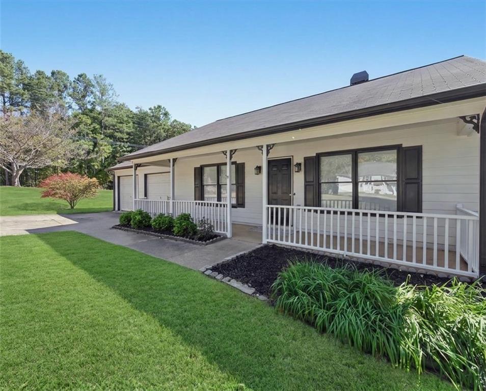 13 White Tail Drive Property Photo 1