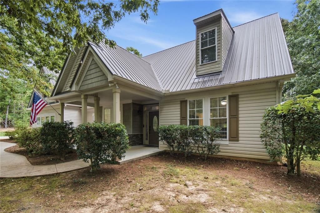 186 Fern Park Drive Property Photo 1