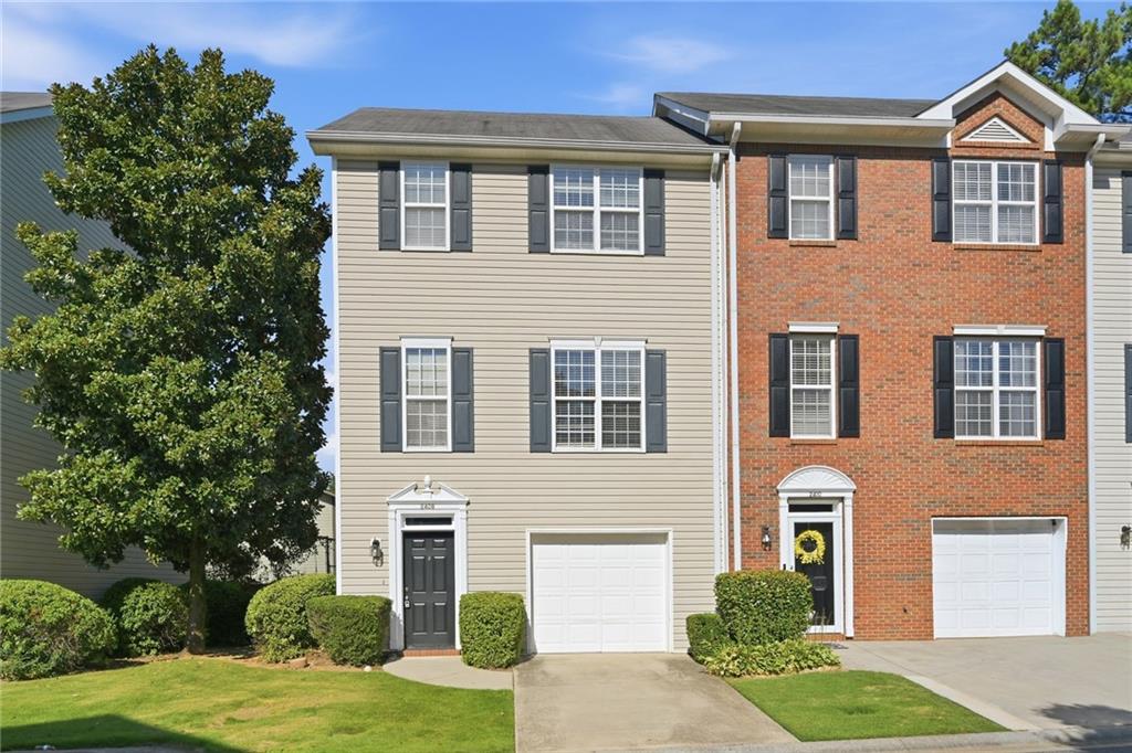 2408 Beaver Falls Drive Property Photo 1