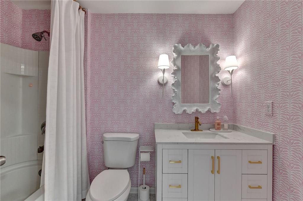 2140 Lanier Harbor Point Property Photo 26