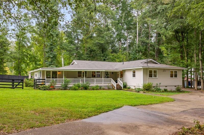 285 Air Acres Way Property Photo 1