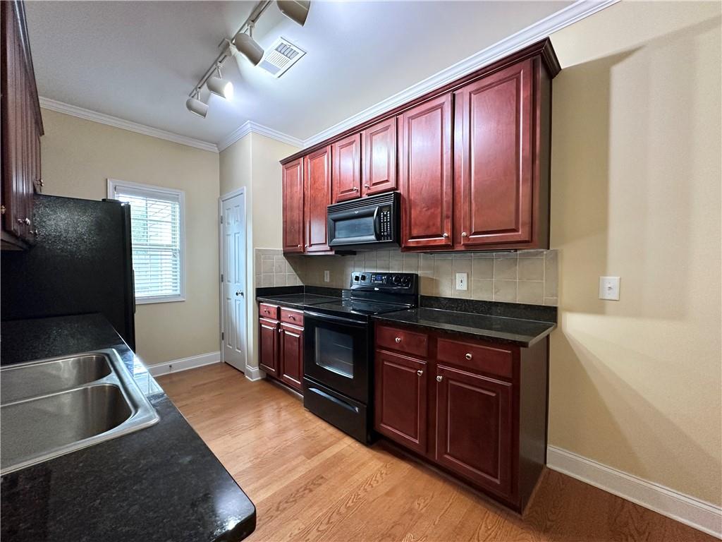 34 N Oaks Circle Property Photo 7