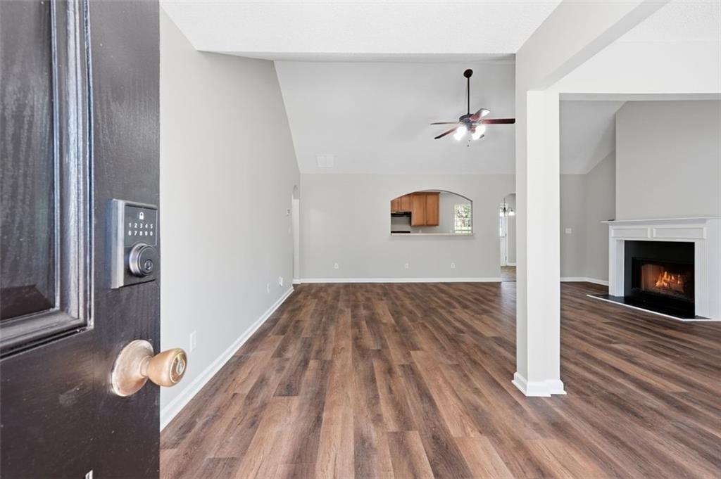 465 Camella Circle Property Photo 4
