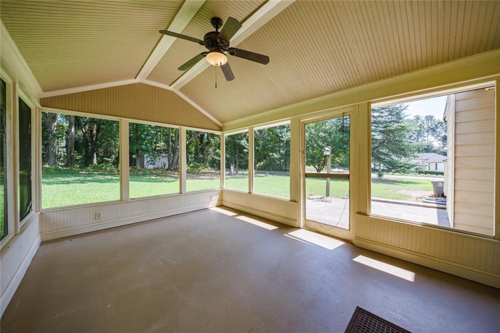 875 Windsor Trail Property Photo 44