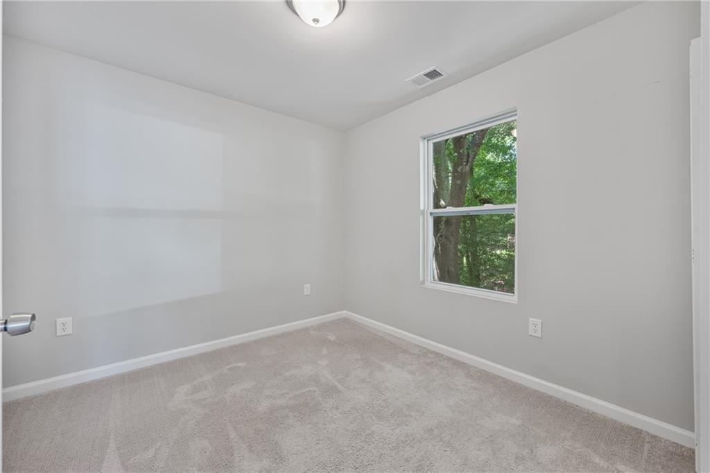 135 Tyrus Lane Property Photo 23