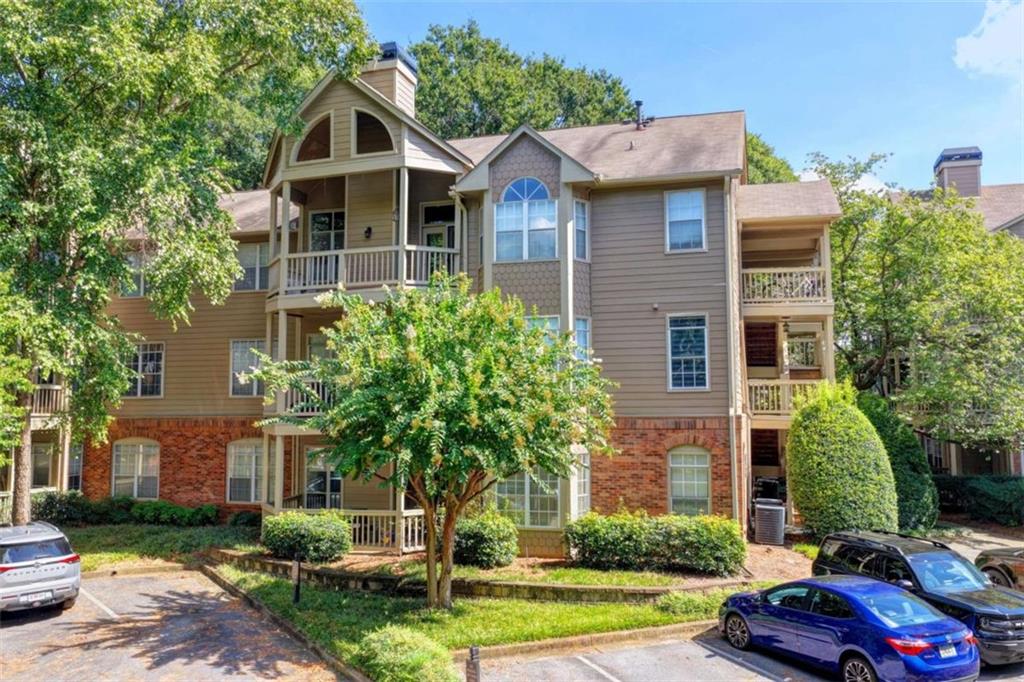 1303 Mcgill Park Avenue Ne Unit 1303 Property Photo 1