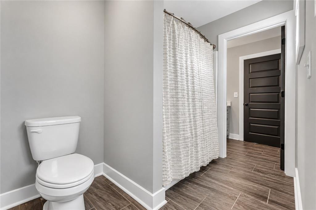 381 Preakness Way Property Photo 29