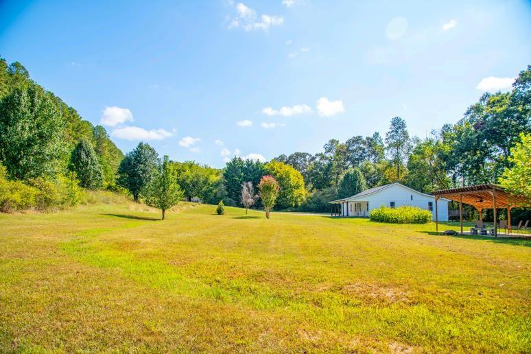 2400 Flatbottom Road Property Photo 5
