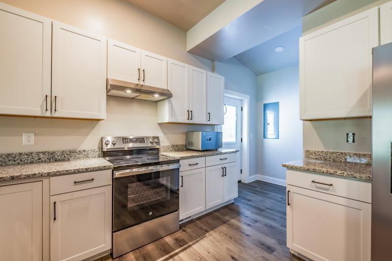 2400 Flatbottom Road Property Photo 14