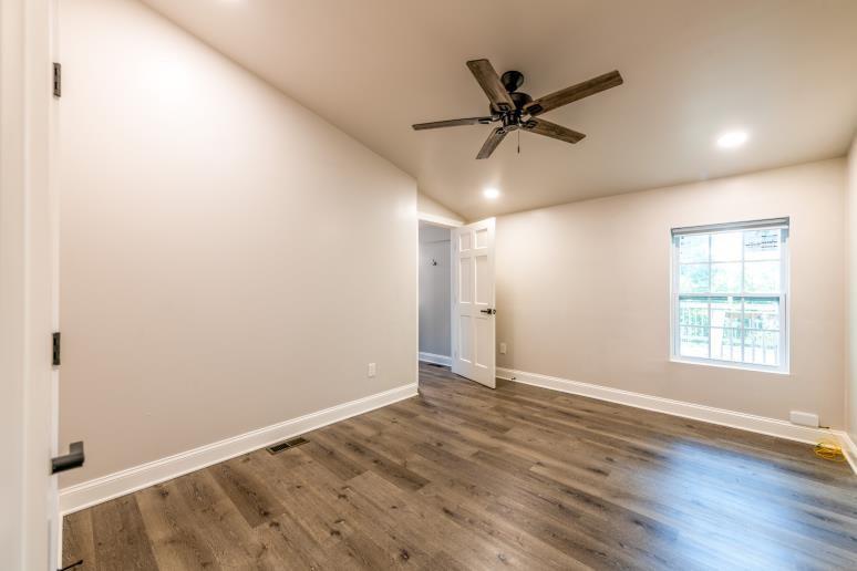 2400 Flatbottom Road Property Photo 25