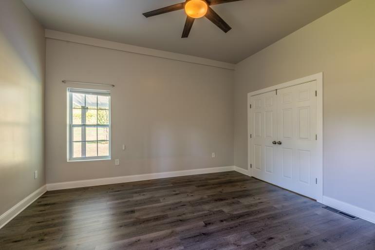 2400 Flatbottom Road Property Photo 30