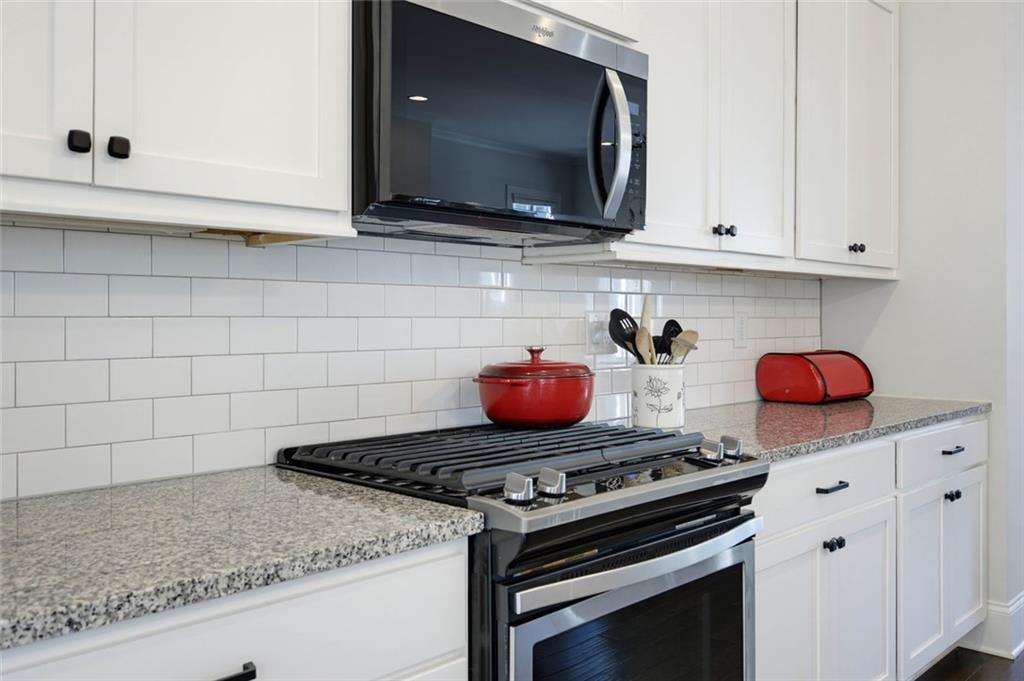 12567 Arnold Mill Road Property Photo 16