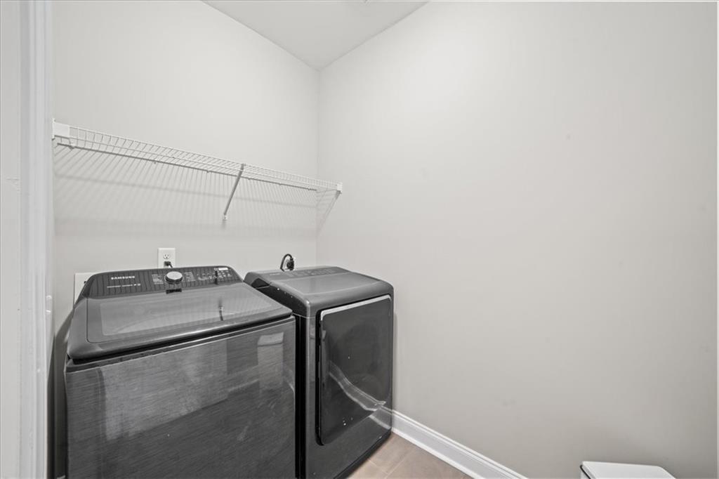 3569 Parkside Way Property Photo 16