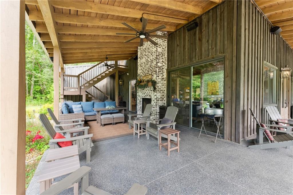 253 Happy Trails Way Property Photo 14