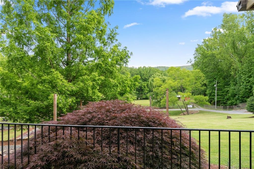 253 Happy Trails Way Property Photo 76