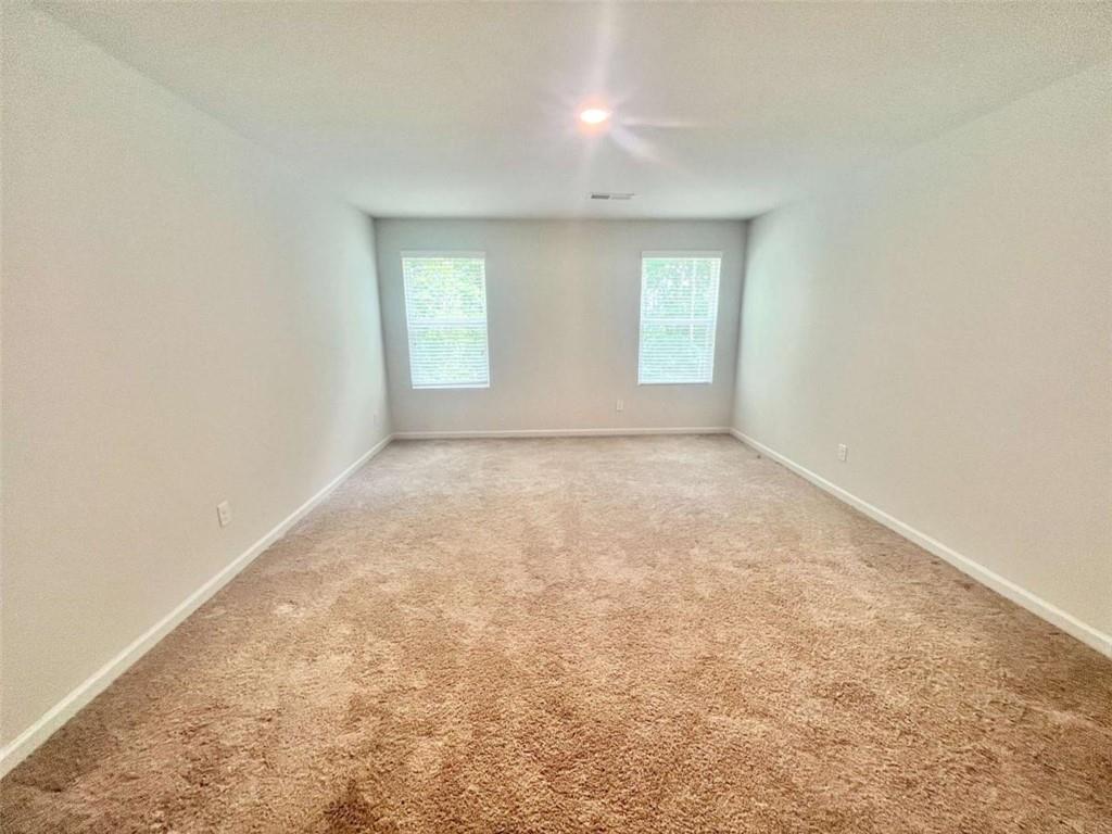 5129 Sidney Square Property Photo 8
