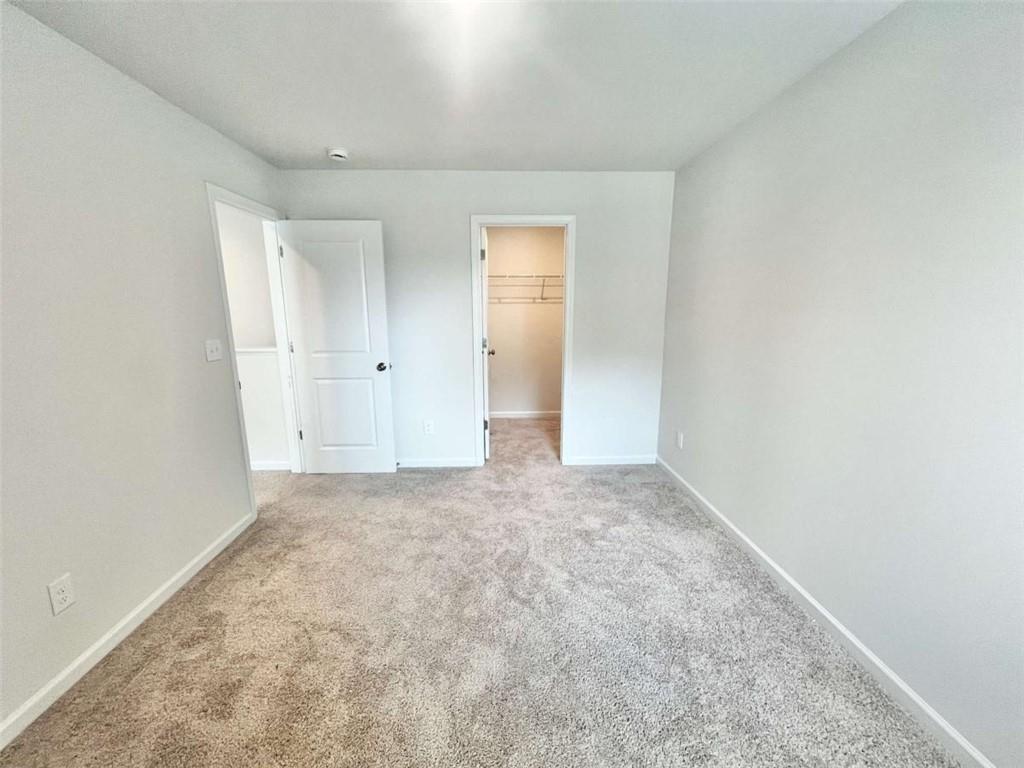 5129 Sidney Square Property Photo 11