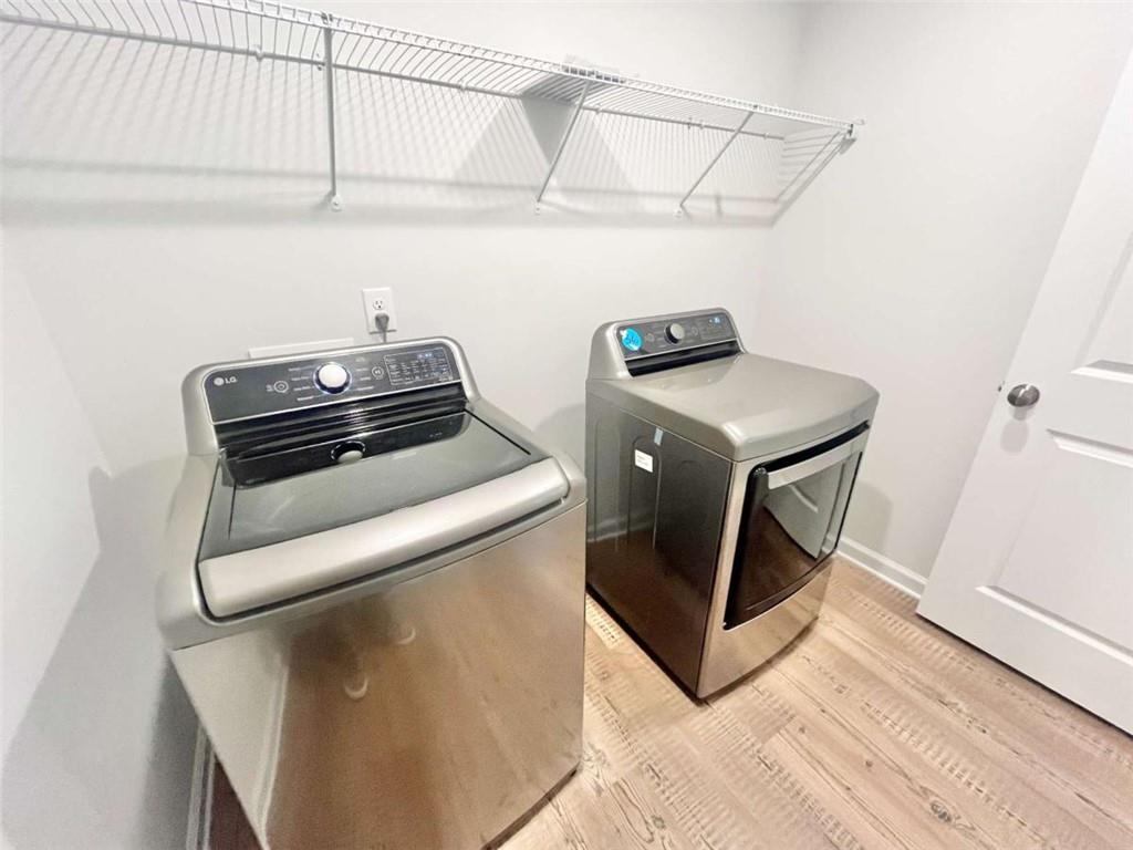 5129 Sidney Square Property Photo 25