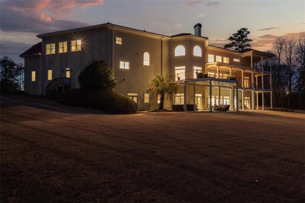 1005 Oak Mountain Road Property Photo 1