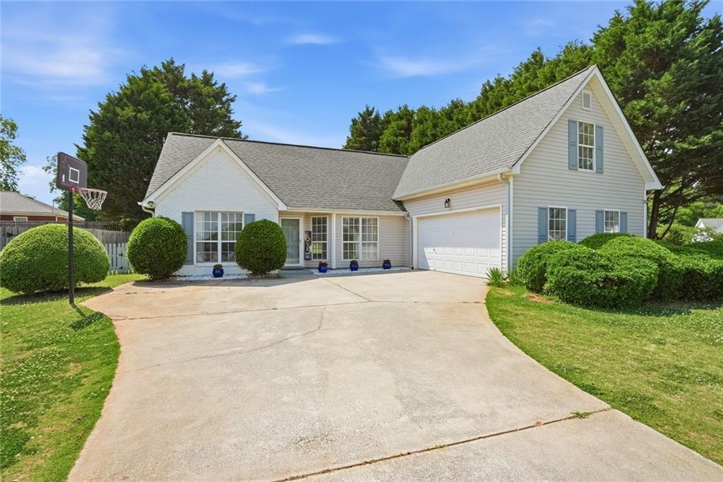 35 Shenandoah Drive Property Photo 1