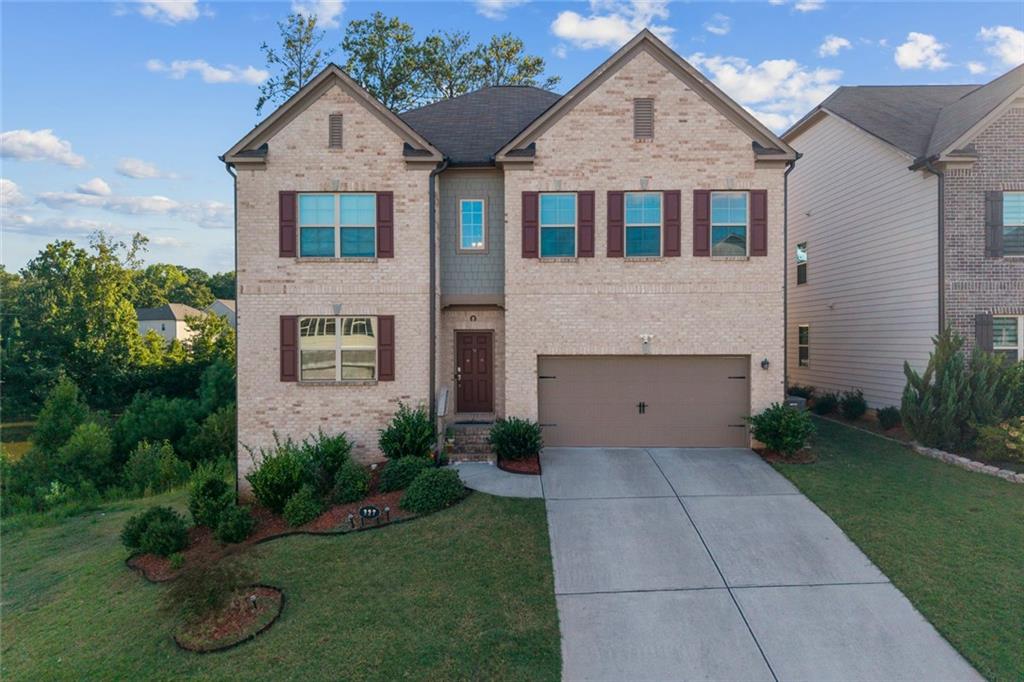 327 Round Pond Drive Property Photo 1