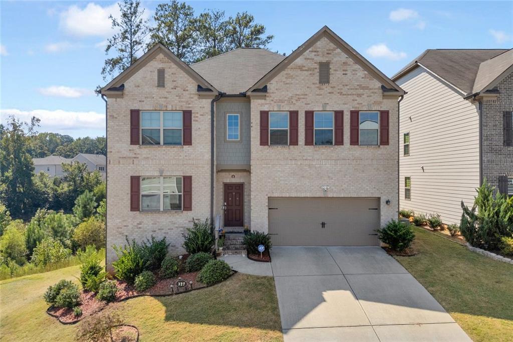 327 Round Pond Drive Property Photo 1