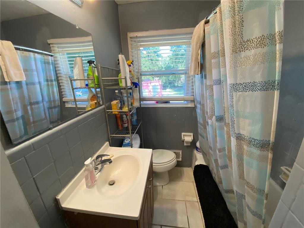 2308 Clay Road Property Photo 10