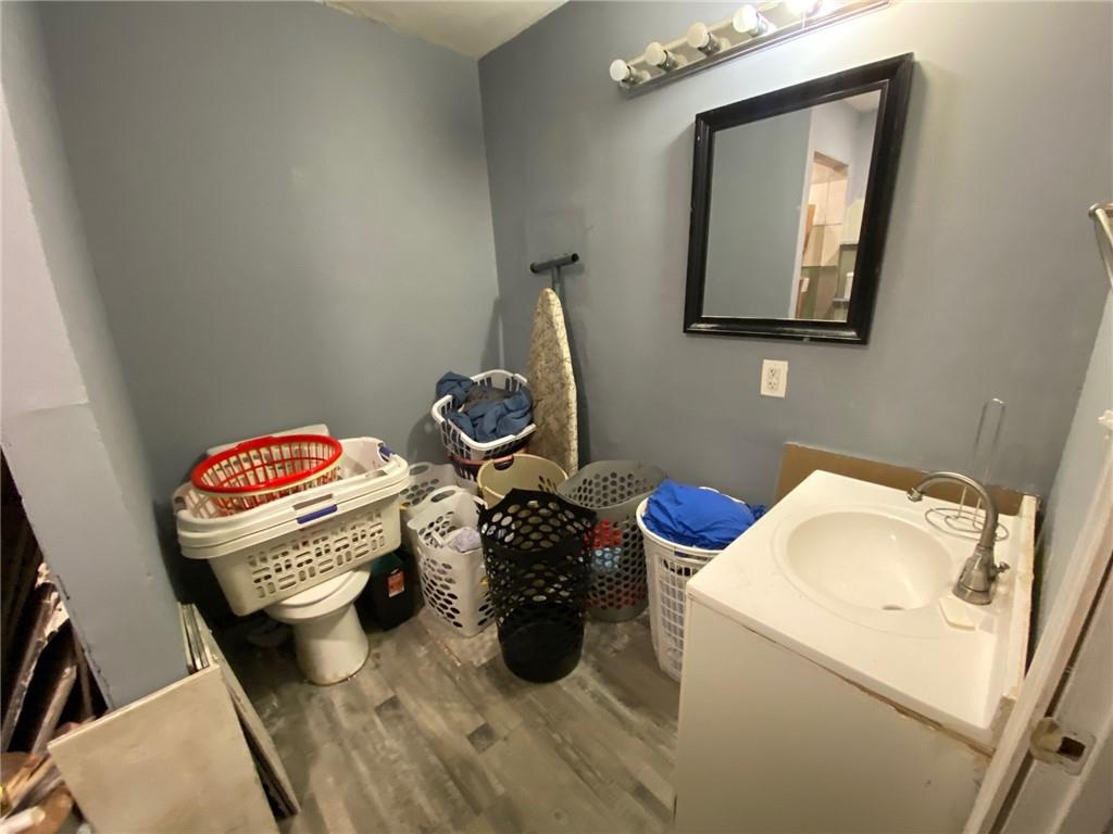 2308 Clay Road Property Photo 13