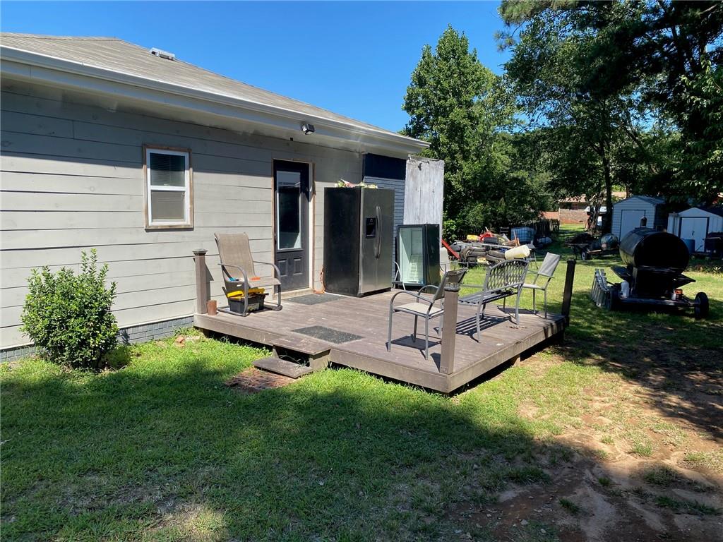 2308 Clay Road Property Photo 16