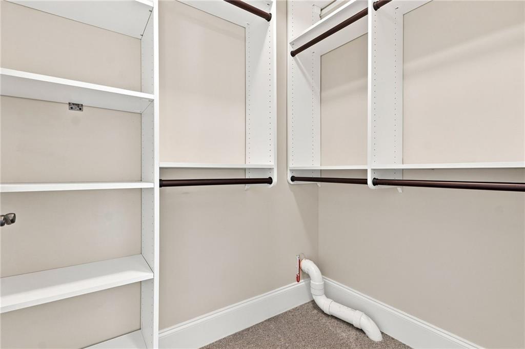 925 Windsor Place Circle Property Photo 17