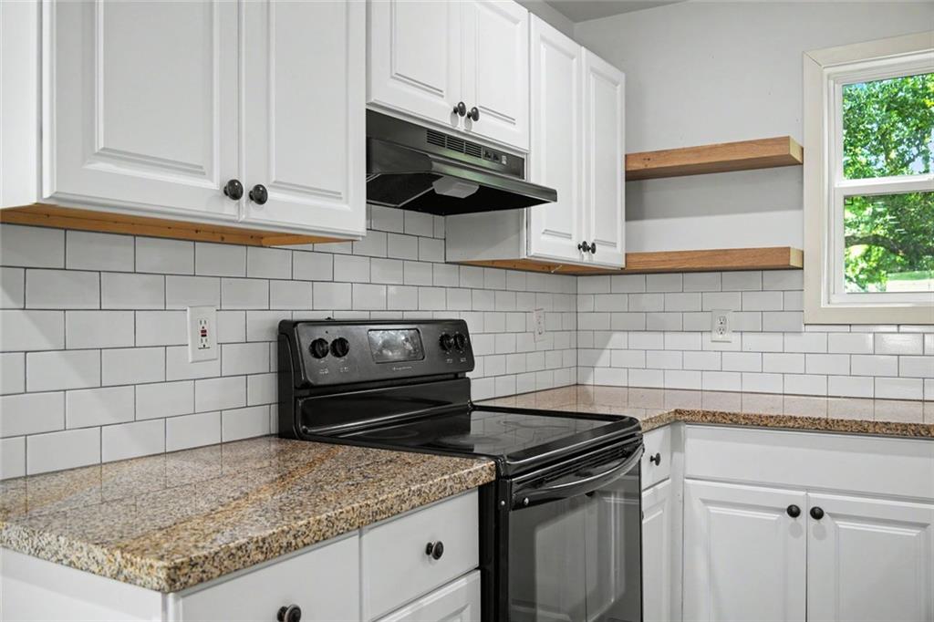 313 Walker Drive Property Photo 6