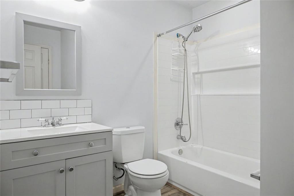 313 Walker Drive Property Photo 14