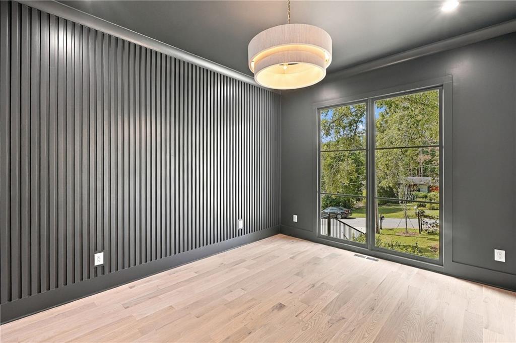 346 Karen Drive Property Photo 6