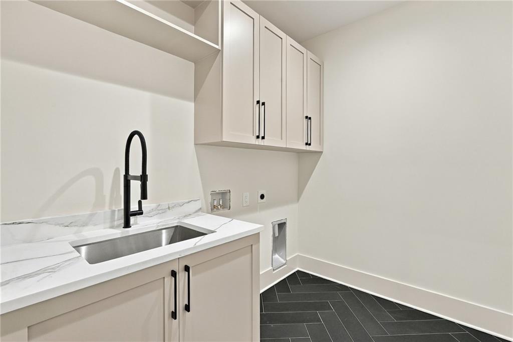 346 Karen Drive Property Photo 39