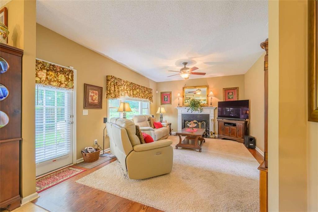 2140 Soft Pine Lane Property Photo 14