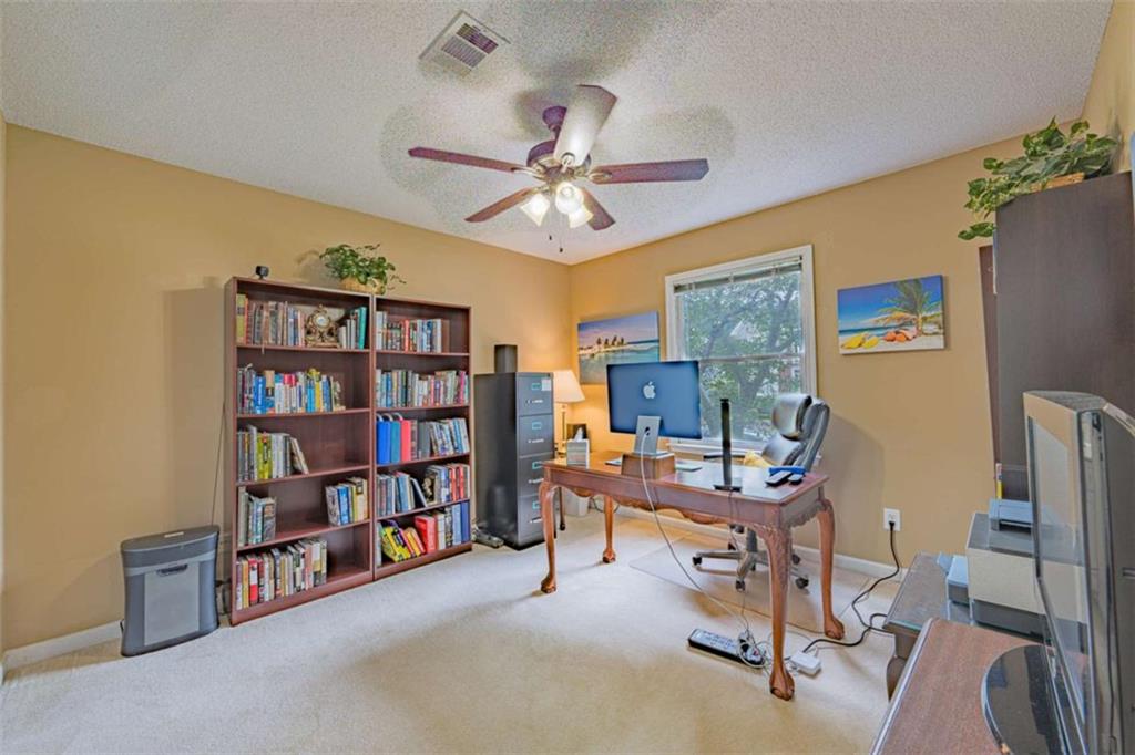 2140 Soft Pine Lane Property Photo 25