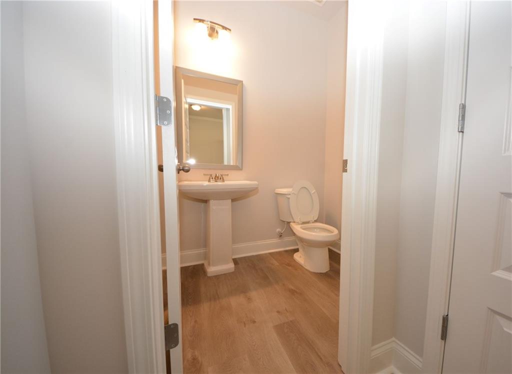 232 Hellen Valley Drive Property Photo 11