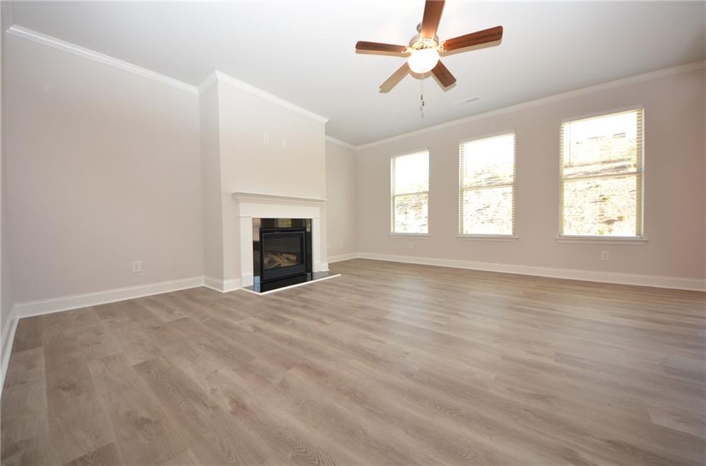 232 Hellen Valley Drive Property Photo 13