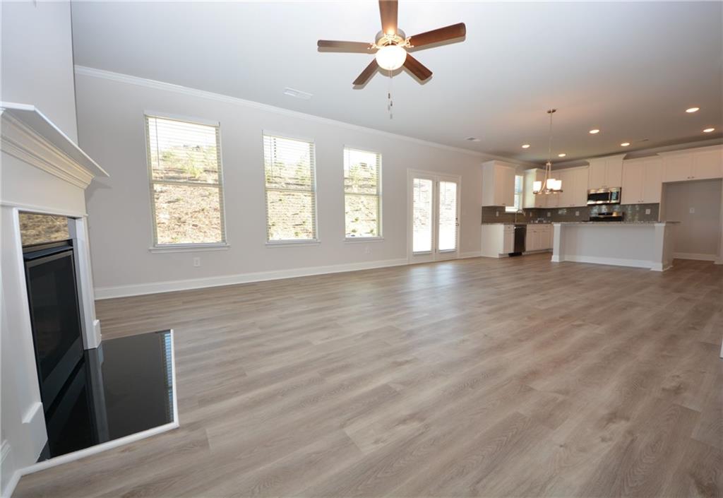 232 Hellen Valley Drive Property Photo 14