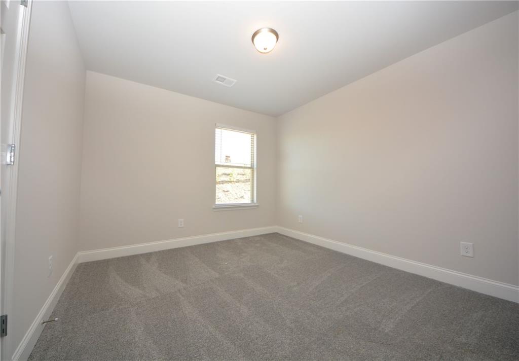 232 Hellen Valley Drive Property Photo 28